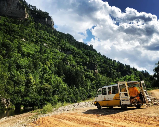 randonnée de canoe kayak à Sainte-Enimie en Lozère dans les Gorges du Tarn 48
