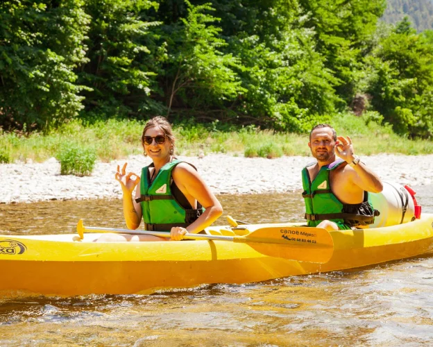 descente canoë kayak à Sainte-Enimie en Lozère dans les Gorges du Tarn 48